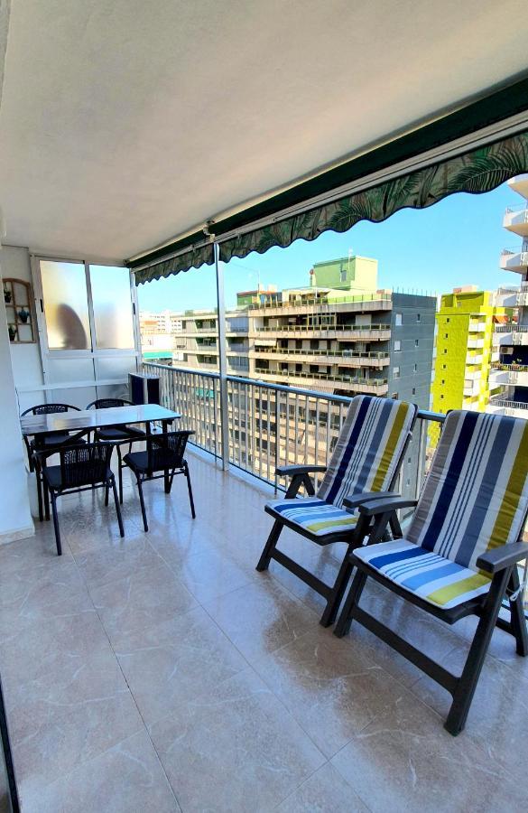 Piso Familiar Con Amplia Terraza 300M De La Playa Apartment Кулера Екстериор снимка