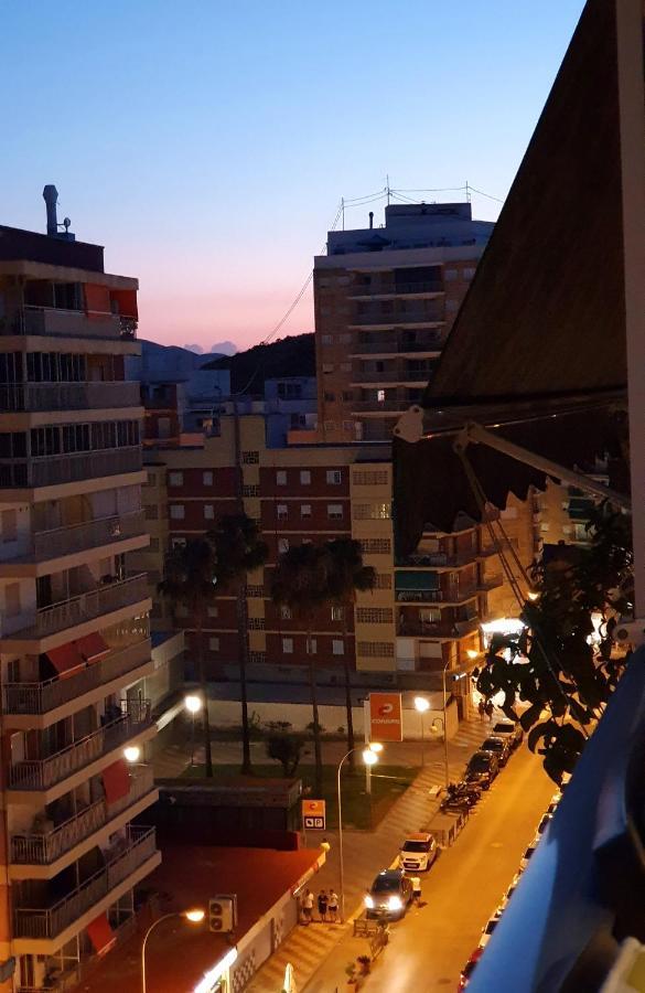 Piso Familiar Con Amplia Terraza 300M De La Playa Apartment Кулера Екстериор снимка