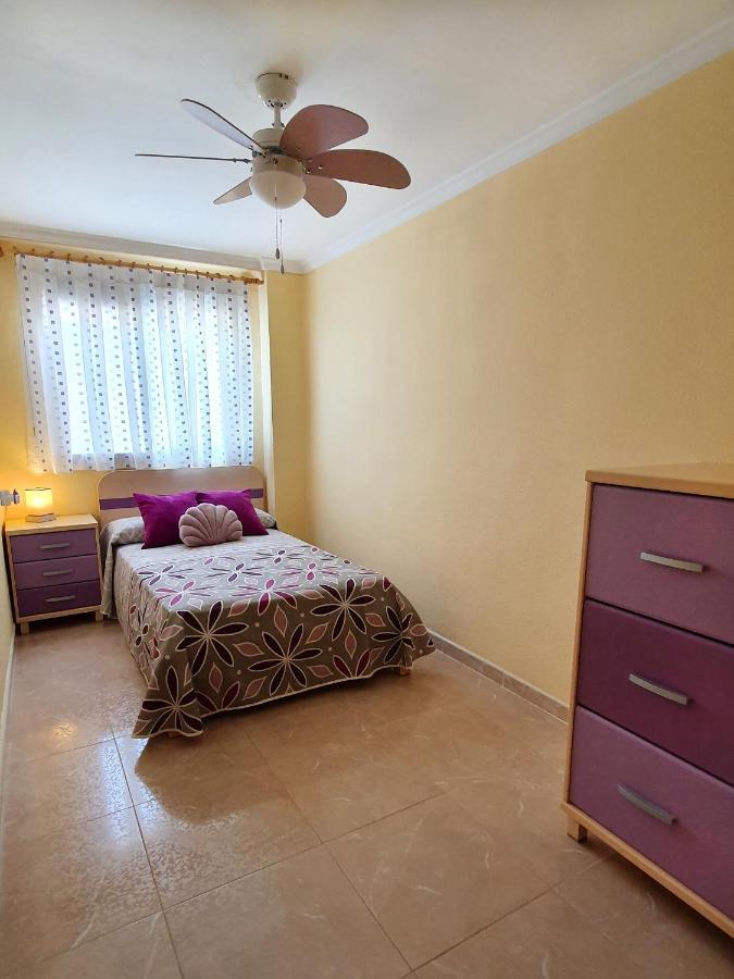 Piso Familiar Con Amplia Terraza 300M De La Playa Apartment Кулера Екстериор снимка