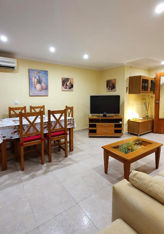 Piso Familiar Con Amplia Terraza 300M De La Playa Apartment Кулера Екстериор снимка