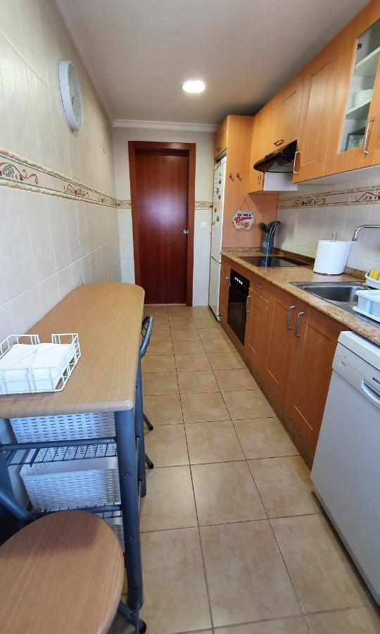 Piso Familiar Con Amplia Terraza 300M De La Playa Apartment Кулера Екстериор снимка