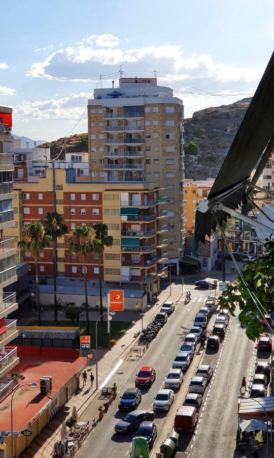 Piso Familiar Con Amplia Terraza 300M De La Playa Apartment Кулера Екстериор снимка