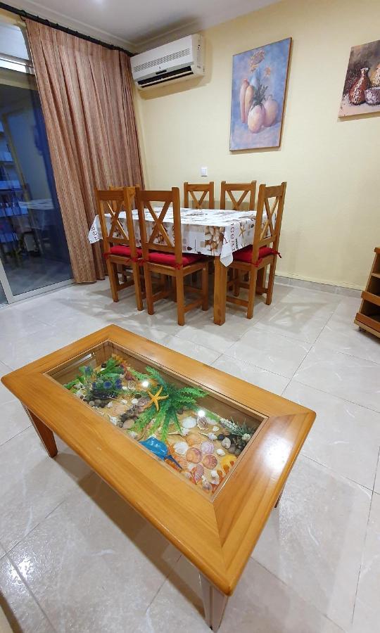 Piso Familiar Con Amplia Terraza 300M De La Playa Apartment Кулера Екстериор снимка
