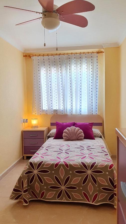 Piso Familiar Con Amplia Terraza 300M De La Playa Apartment Кулера Екстериор снимка